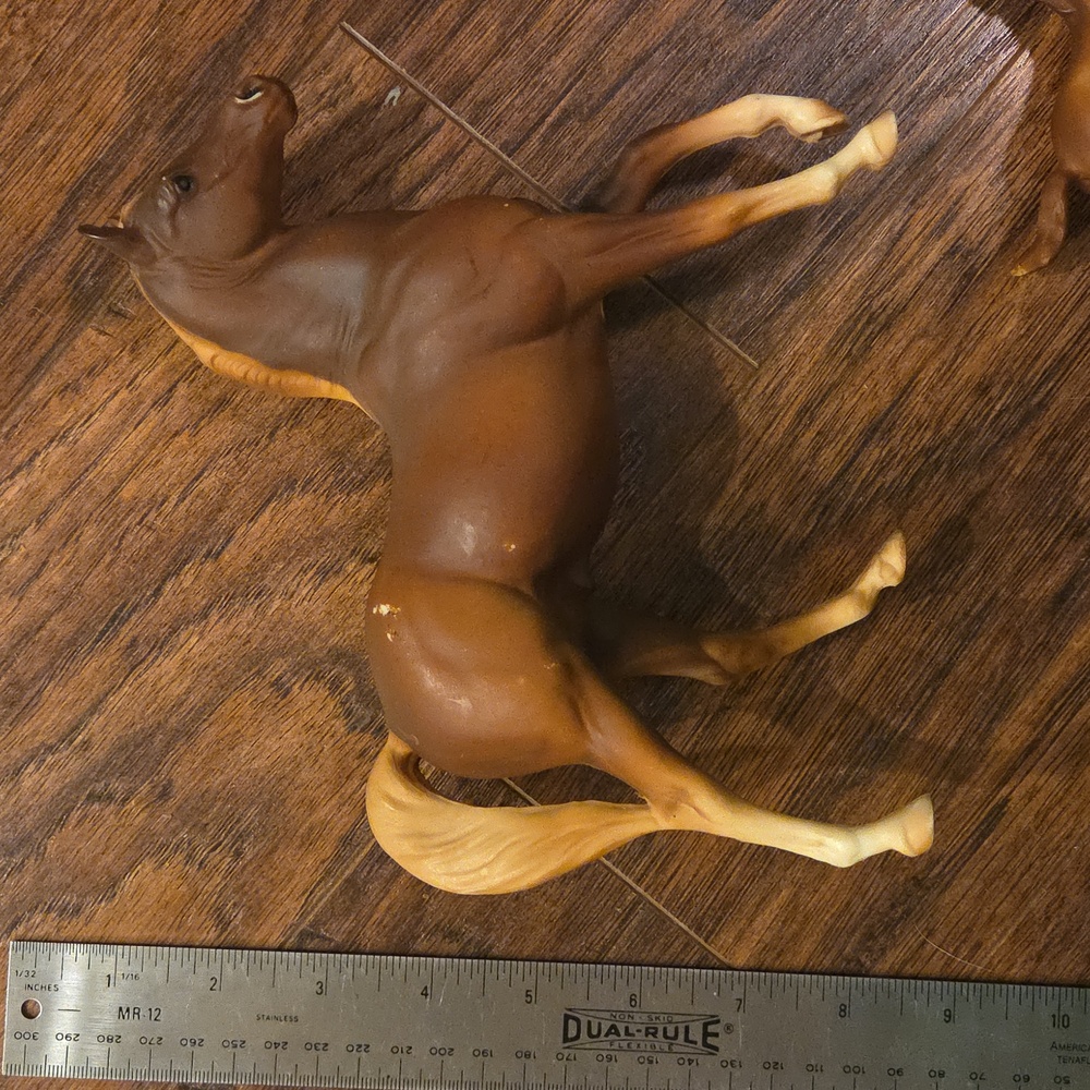 Breyer Classic Arabian Horse Family - Picture 4 of 7